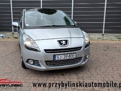 Szary Używany 2011 Peugeot 5008 Minivan | 29 999 zł (Dość drogi)