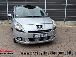 Szary Używany 2011 Peugeot 5008 Minivan | 29 999 zł (Uczciwa cena)