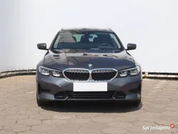 Szary Używany 2022 BMW 318 Kombi | 99 999 zł (Super Cena)