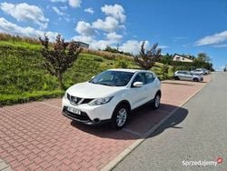 Biały Używany 2017 Nissan Qashqai SUV | 36 500 zł (Dobra cena)