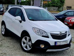 Biały (metalik) Używany 2012 Opel Mokka SUV | 38 500 zł (Uczciwa cena)