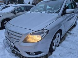Srebrny Używany 2013 Mercedes 200 Kombi | 37 300 zł