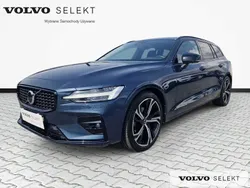 Niebieski Używany 2023 Volvo V60 Kombi | 167 900 zł (Uczciwa cena)