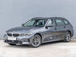 Szary mineralny metalizowany Używany 2021 BMW 330 Shadowline Kombi | 129 900 zł (Dobra cena)