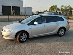 Srebrny Używany 2011 Opel Astra Kombi | 18 999 zł (Dobra cena)