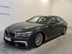 Szary (metalik) Używany 2018 BMW 730 Sedan/Limuzyna | 130 000 zł