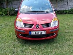 Czerwony Używany 2005 Renault Modus Minivan | 6500 zł (Uczciwa cena)