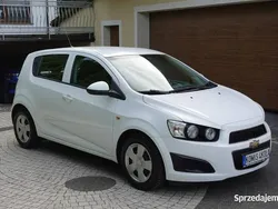 Biały (metalik) Używany 2012 Chevrolet Aveo Hatchback | 15 900 zł (Uczciwa cena)