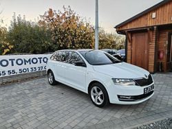 Biały Używany 2018 Skoda Rapid Hatchback | 36 900 zł (Dobra cena)