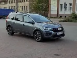 Szary Używany 2024 Dacia Jogger Sedan/Limuzyna | 61 900 zł (Uczciwa cena)