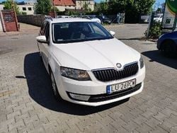 Biały Używany 2015 Skoda Octavia Kombi | 25 900 zł (Uczciwa cena)