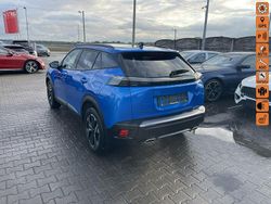 Niebieski (metalik) Używany 2024 Peugeot 2008 SUV | 45 900 zł