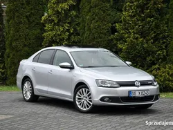 Szary Używany 2014 VW Jetta Hybrid Sedan/Limuzyna | 41 900 zł