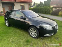 Czarny Używany 2009 Opel Insignia Sedan/Limuzyna | 14 900 zł (Dość drogi)