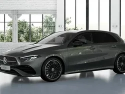 Szary Nowe 2025 Mercedes A180 Hatchback | 116 956 zł (Uczciwa cena)