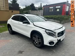 Biały Używany 2019 Mercedes GLA200 SUV | 37 900 zł