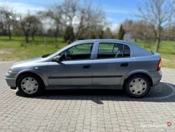 Srebrny Używany 2004 Opel Astra Classic Hatchback | 5100 zł