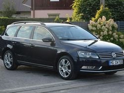 Granatowy Używany 2012 VW Passat Kombi | 28 900 zł (Dobra cena)