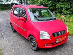 Czerwony Używany 2001 Opel Agila Hatchback | 1700 zł