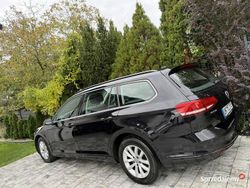 Czarny (metalik) Używany 2016 VW Passat Kombi | 59 990 zł (Dość drogi)