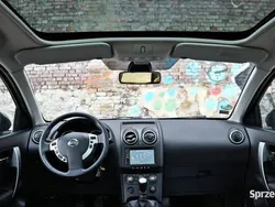 Czerwony Używany 2009 Nissan Qashqai +2 SUV | 26 900 zł (Dobra cena)