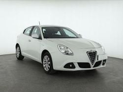Biały Używany 2012 Alfa Romeo Giulietta Hatchback | 26 899 zł (Uczciwa cena)