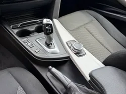 Złoty Używany 2018 BMW 320 Sedan/Limuzyna | 69 500 zł