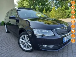 Czarny Używany 2016 Skoda Octavia Kombi | 39 900 zł (Uczciwa cena)