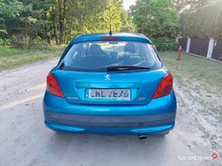 Niebieski Używany 2008 Peugeot 207 Hatchback | 9899 zł (Uczciwa cena)