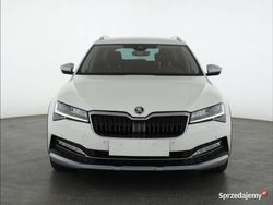 Biały Używany 2019 Skoda Superb Kombi | 81 999 zł (Dość drogi)