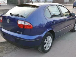 Niebieski (metalik) Używany 2003 Seat Leon Hatchback | 13 900 zł