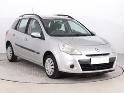 Srebrny Używany 2011 Renault Clio GrandTour Kombi | 7499 zł (Dobra cena)