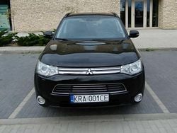 Czarny Używany 2014 Mitsubishi Outlander SUV | 45 900 zł
