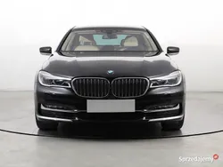 Czarny Używany 2016 BMW 730 Sedan/Limuzyna | 144 999 zł