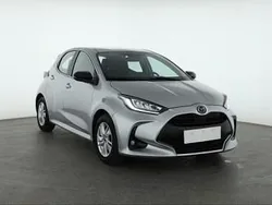 Srebrny Używany 2022 Mazda 2 Hatchback | 79 999 zł