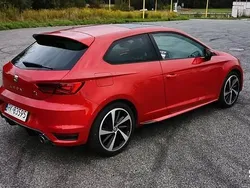 Czerwony Używany 2018 Seat Leon FR Hatchback | 62 900 zł (Uczciwa cena)
