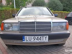 Używany 1990 Mercedes 190 | 34 900 zł