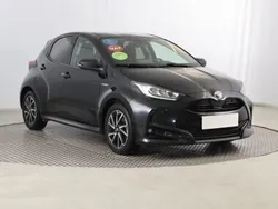Czarny Używany 2020 Toyota Yaris Hatchback | 68 999 zł (Dość drogi)