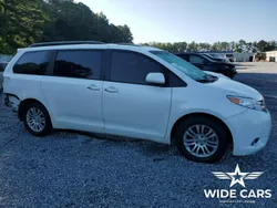 Biały (metalik) Używany 2017 Toyota Sienna Premium Minivan | 53 400 zł