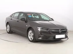 Szary Używany 2020 Opel Insignia Hatchback | 51 999 zł (Super Cena)