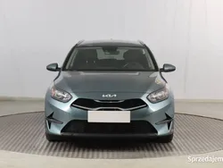 Niebieski Używany 2022 Kia Ceed Kombi | 89 999 zł (Dość drogi)