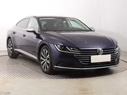Niebieski Używany 2019 VW Arteon Sedan/Limuzyna | 94 999 zł (Dobra cena)