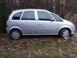 Srebrny Używany 2006 Opel Meriva Minivan | 1400 zł