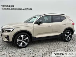 Beżowy Używany 2025 Volvo XC40 SUV | 189 900 zł (Drogi)