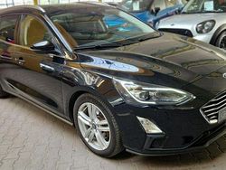 Czarny Używany 2019 Ford Focus Kombi | 47 990 zł (Uczciwa cena)
