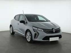 Szary Używany 2024 Renault Clio V Hatchback | 64 999 zł (Drogi)