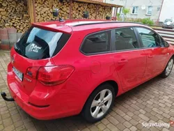 Czerwony Używany 2011 Opel Astra Sport Kombi | 18 900 zł (Uczciwa cena)