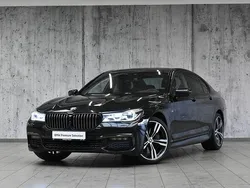 Black sapphire metallic metalizowany Używany 2016 BMW 750 Executive Sedan/Limuzyna | 139 900 zł