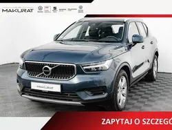 Niebieski (metalik) Używany 2022 Volvo XC40 Momentum SUV | 126 850 zł (Uczciwa cena)