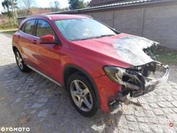 Czerwony Używany 2015 Mercedes 170 AMG SUV | 27 900 zł